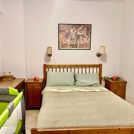 Tradiotional House Apartment เมตามอร์โฟซี ภายนอก รูปภาพ