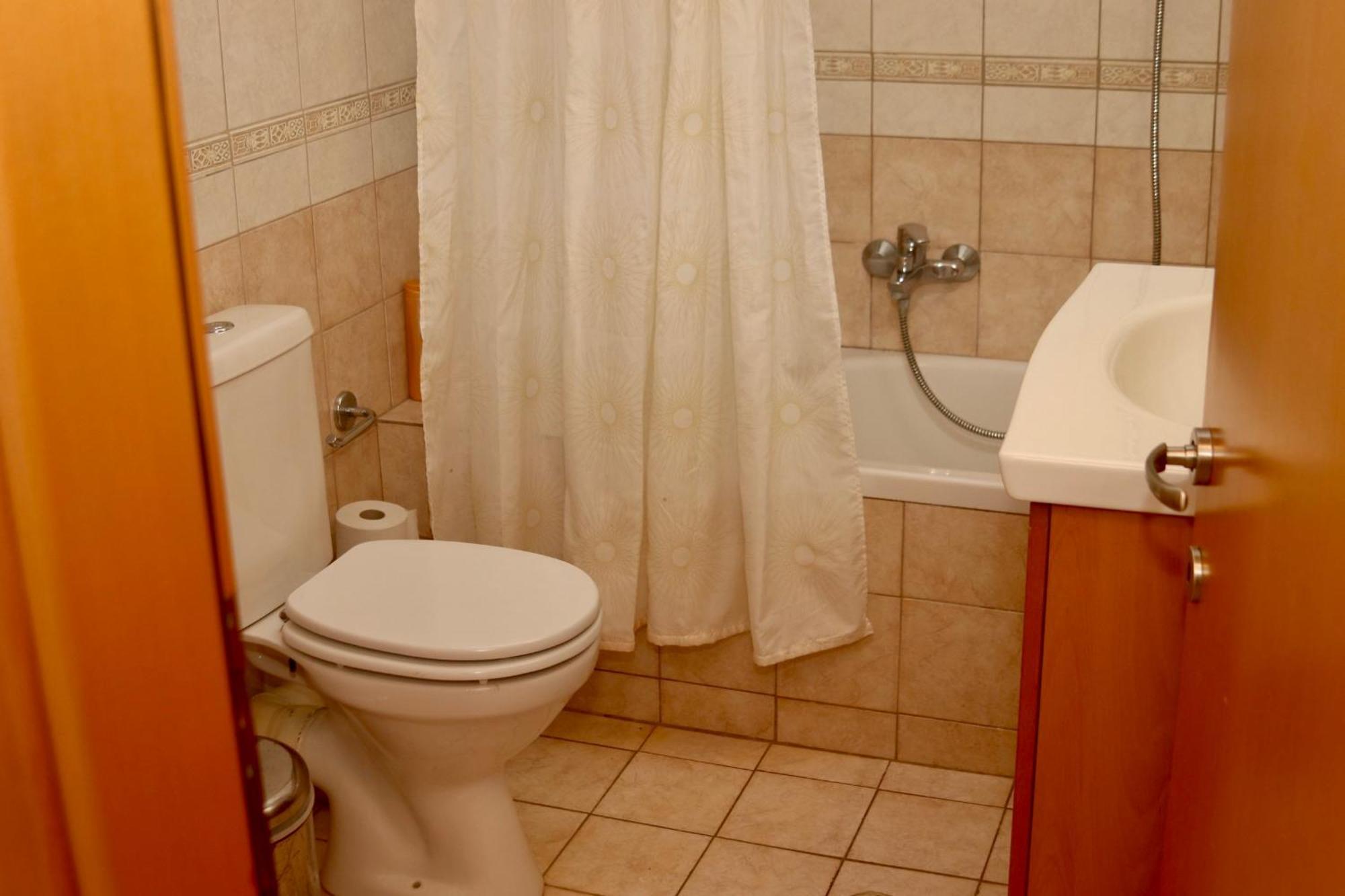 Tradiotional House Apartment เมตามอร์โฟซี ภายนอก รูปภาพ