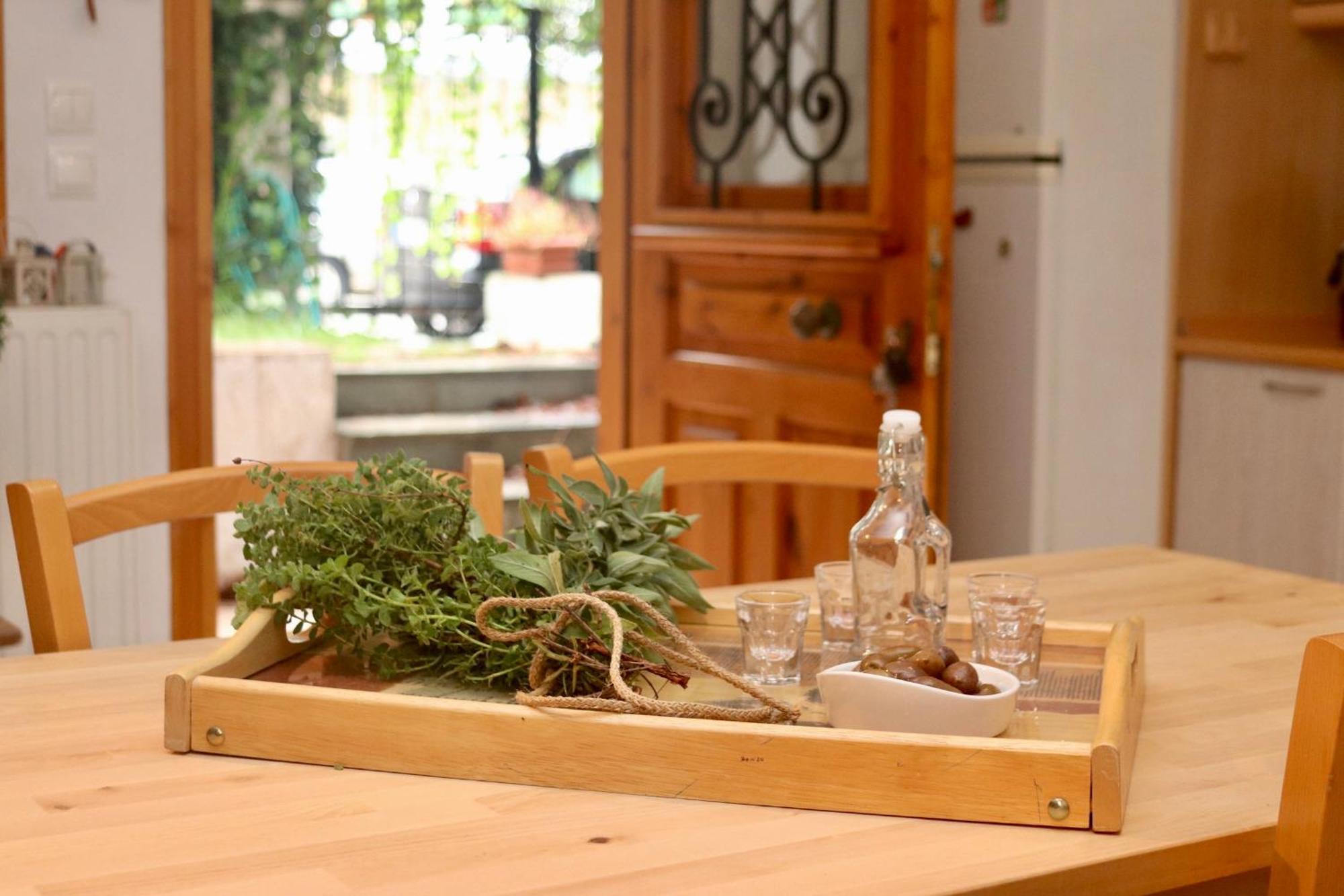 Tradiotional House Apartment เมตามอร์โฟซี ภายนอก รูปภาพ