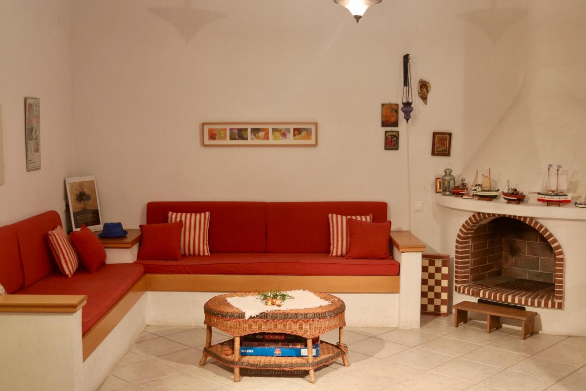 Tradiotional House Apartment เมตามอร์โฟซี ภายนอก รูปภาพ